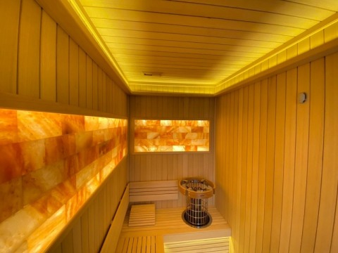 รับบิ้วอินห้องซาวน่า